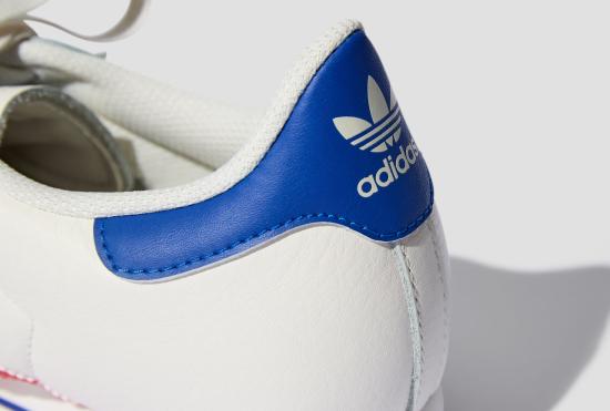  아디다스 스니커즈 K 74 - CWHITE/BRIRED/ROYBLU IG8952 - ADIDAS