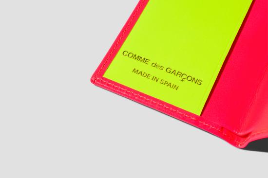 25FW 꼼데가르송 남성지갑 COMME DES GARÇONS SUPER FLUO SA6400SF 핑크 - COMME DES GARCONS