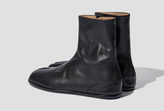 24FW 마르지엘라 타비 플랫 앵클 부츠 S57WU0134PR058T8013 - MAISON MARGIELA