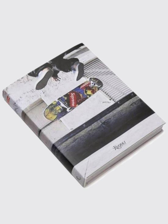  뉴맥스 가죽소품 9780847833115 VABB Grey