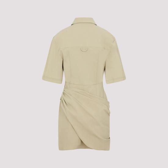  자크뮈스 숏 원피스 231DR053 1084 530 LIGHT KHAKI NUDE NEUTRALS - JACQUEMUS