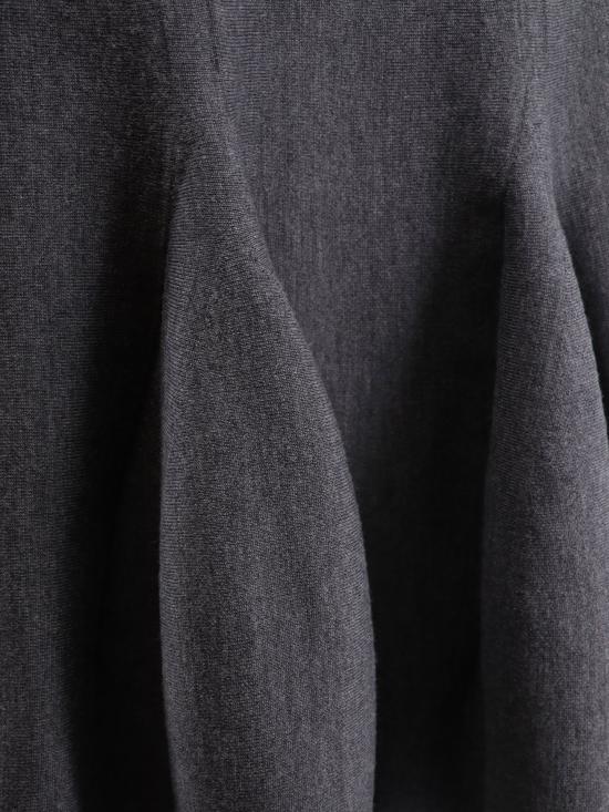 24FW 알라이아 미디 스커트 AA9J22266M904 821 Grey - ALAIA