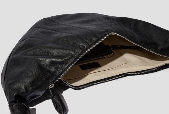  르메르 가방 대형 크루아상 백 - 소프트 그레인 가죽 BG0000 LL0018 블랙 - LEMAIRE