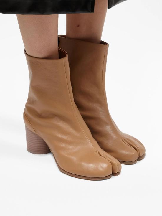 26FW 마르지엘라 타비 빈티지 레더 부츠 S58WU0246P3753 T4091 CHIC BROWN - MAISON MARGIELA