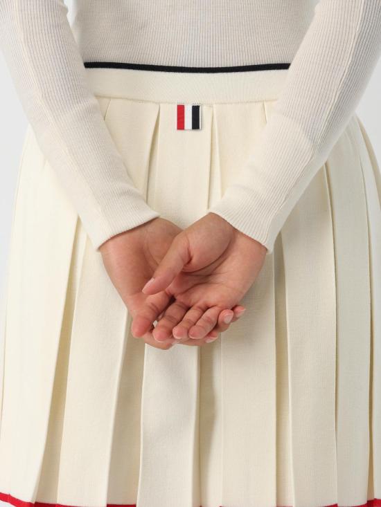 25FW 톰브라운 숏 스커트 FKK132BY1037 100 White - THOM BROWNE