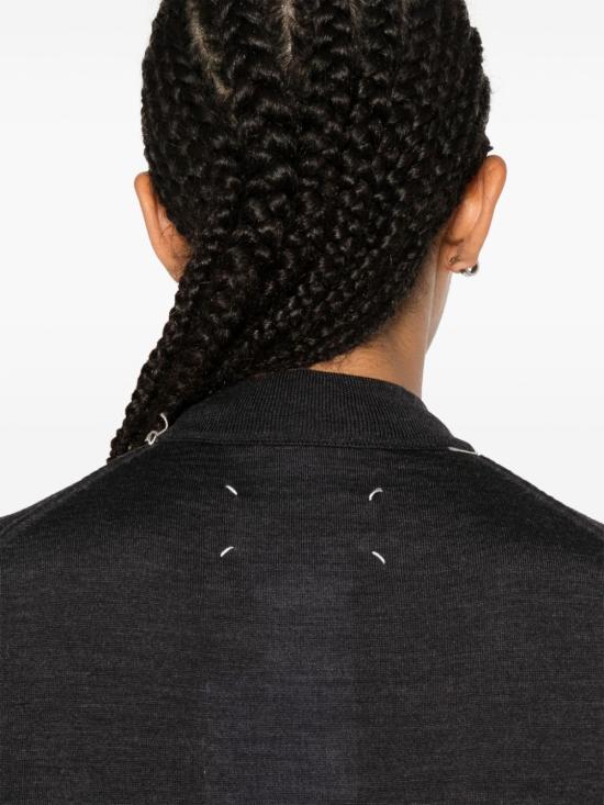 24FW 마르지엘라 스웨터 S51HL0016 M13057 860M DARK GREY - MAISON MARGIELA