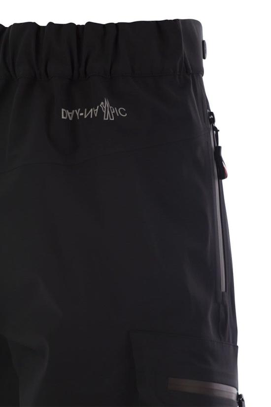 24FW 몽클레어 스트레이트 팬츠 J20982A00003597FA 999 Black - MONCLER