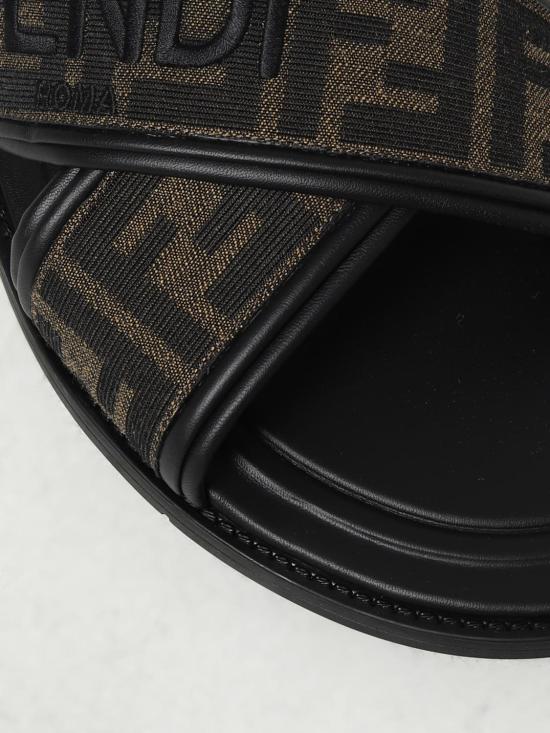 26SS 펜디 패브릭 슬라이드 7X1548AJZE F0R7R Brown - FENDI