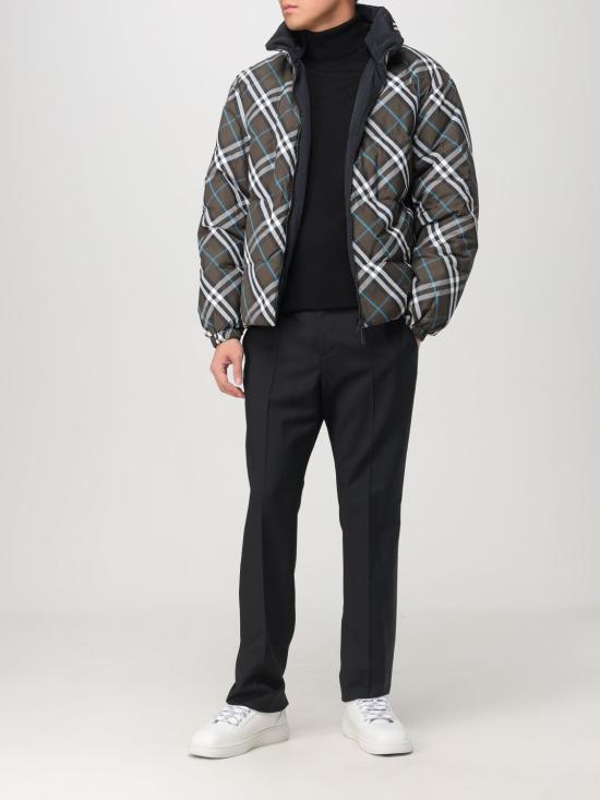 25FW 버버리 리버시블 체크 하이넥 나일론 숏패딩  8094937 Black - BURBERRY