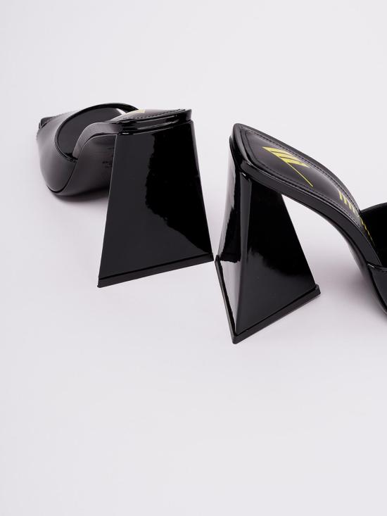 24FW 디 아티코 뮬/슬리퍼 228WS000L002100 Black - THE ATTICO