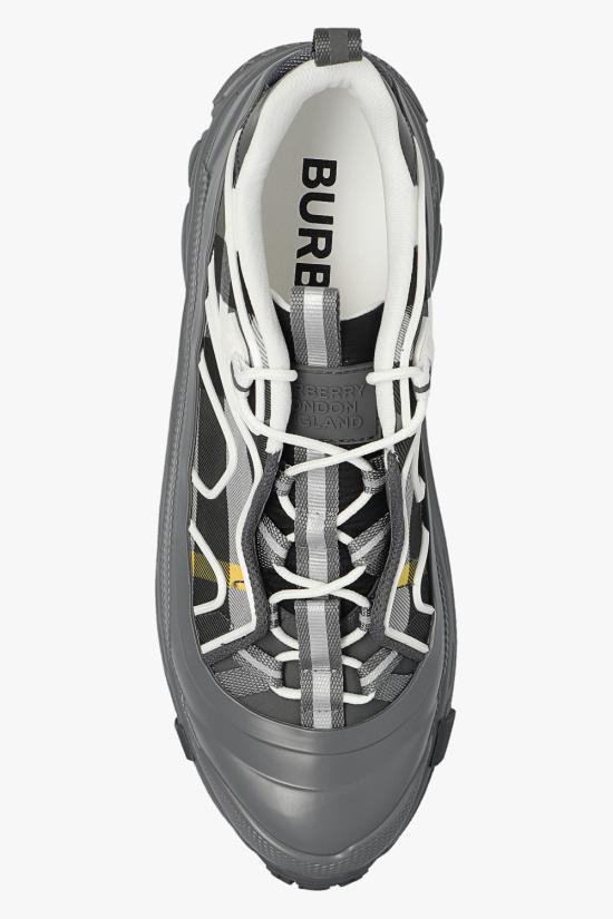  버버리 슈즈 8062896 A6114 STORM GREY IP CHECK - BURBERRY