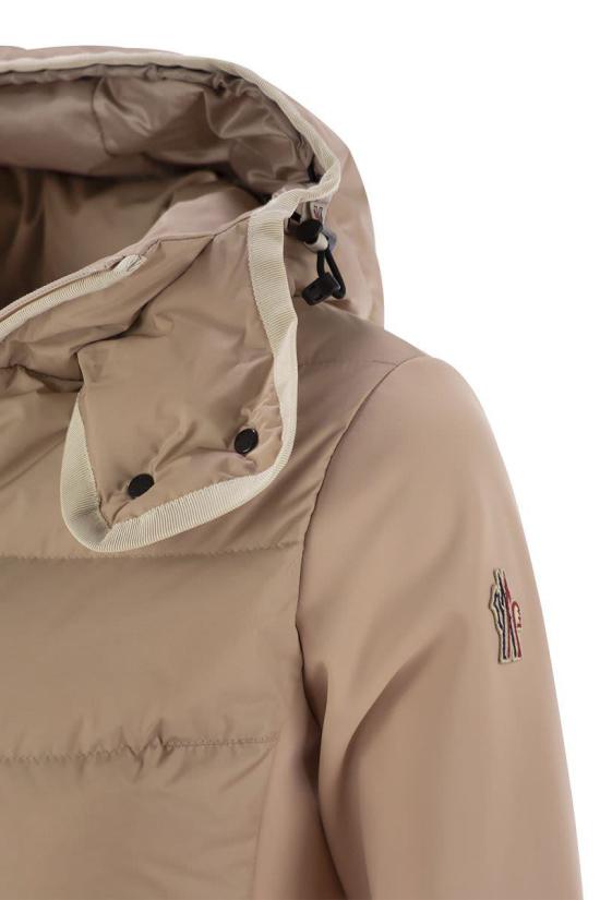  몽클레어 트레이닝 상의 J20988G000258909Y 511 LIGHT PINK - MONCLER