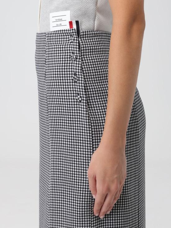 25FW 톰브라운 롱 스커트 FGC949AF0342 980 Black - THOM BROWNE