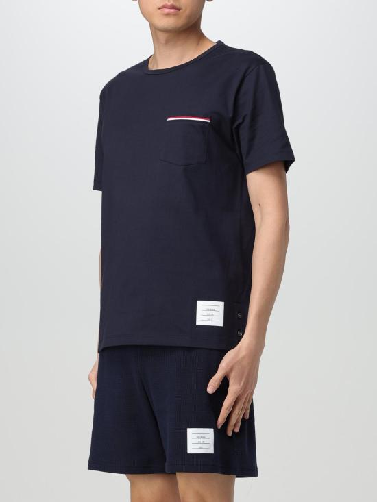 26SS 톰브라운 미디움 웨이트 저지 팁 포켓 크루넥 티셔츠 MJS010A01454 415 Navy - THOM BROWNE