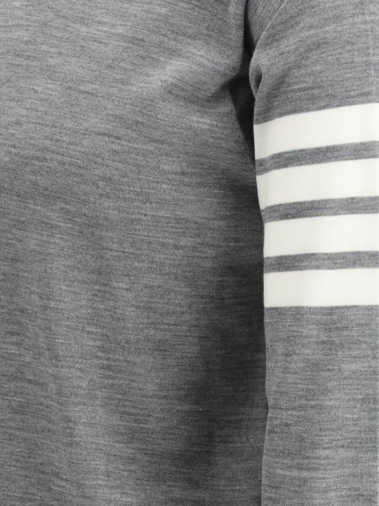 26SS 톰브라운 사선완장 메리노 울 니트 MKA002AY1014 058 GREY - THOM BROWNE