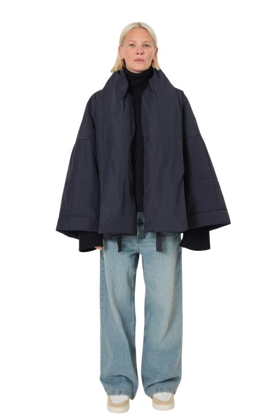 24FW 엠버시 오브 브릭스 앤 로그스 숏패딩 24331606 2 DARK NAVY