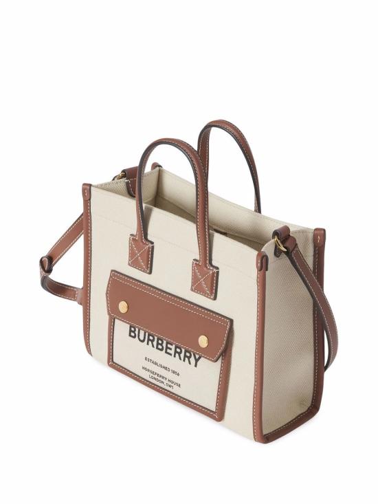 24FW 버버리 가방 8044143 A1395 White - BURBERRY