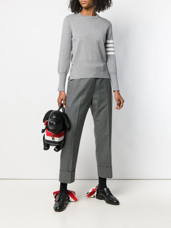  톰브라운 클래식 트윌 울 백스트랩 팬츠 FTC337A00626T035 MED GREY 035 - THOM BROWNE