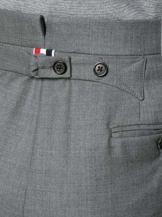  톰브라운 클래식 트윌 울 백스트랩 팬츠 FTC337A00626T035 MED GREY 035 - THOM BROWNE