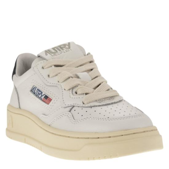  [키즈] 오트리 스니커즈 KULK WHITE BLUE - AUTRY