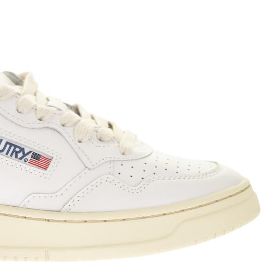  오트리 메달리스트 로우 스니커즈 AULW WHITE - AUTRY