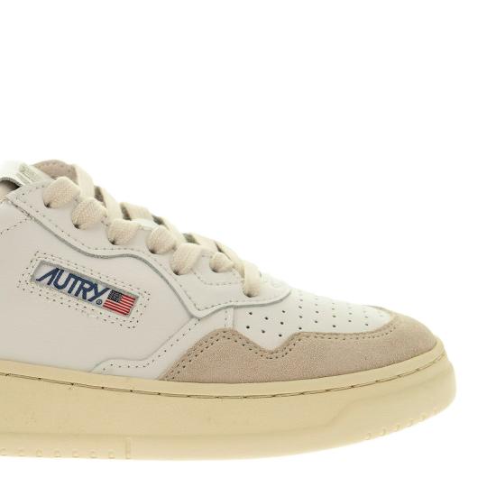  오트리 메달리스트 로우 스니커즈 AULM WHITE BLUE - AUTRY