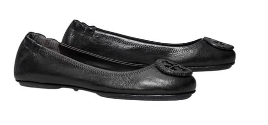 25SS 토리버치 미니 트래블 발레 플랫 슈즈  155637 006 Black - TORY BURCH