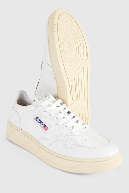  오트리 MEDALIST 메달리스트 로우탑 뮬/슬리퍼 AULMGG04 WHITE DOM - AUTRY