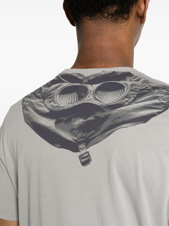  씨피 컴퍼니 반팔 티셔츠 16CMTS044A 005100W 913 DRIZZLE DOM - C.P. COMPANY