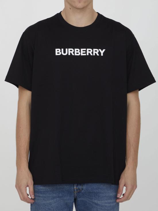  버버리 반팔 티셔츠 8055307 BLACK DOM