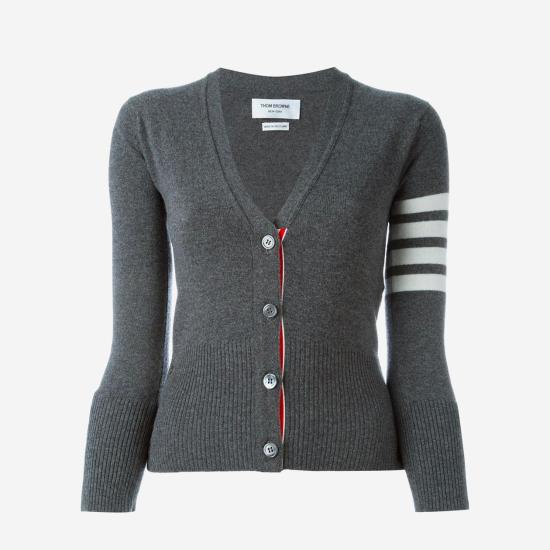 26FW 톰브라운 클래식 캐시미어 4바 브이넥 가디건 FKC001A 00011 035 MED GRAY DOM