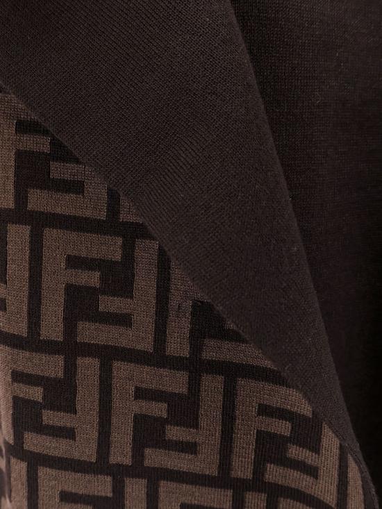  펜디 케이프 FXX781AOJ8F0GZ3 DOM - FENDI