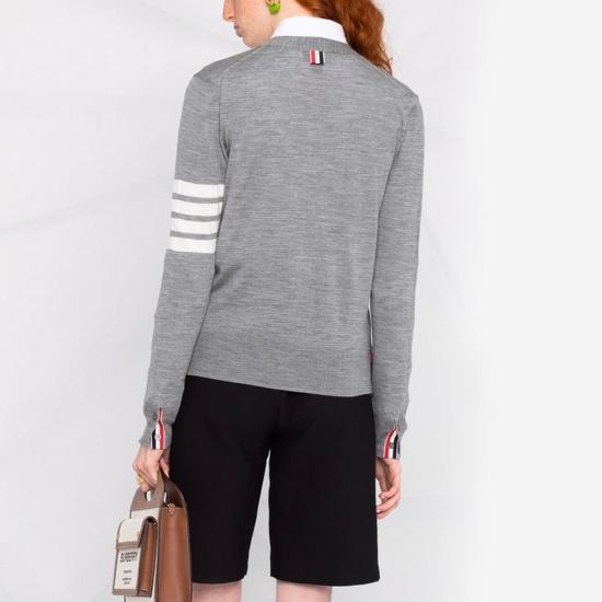 26SS 톰브라운 파인 메리노 울 4바 릴렉스 핏 가디건 FKC334AY1014055 LGRAY DOM - THOM BROWNE