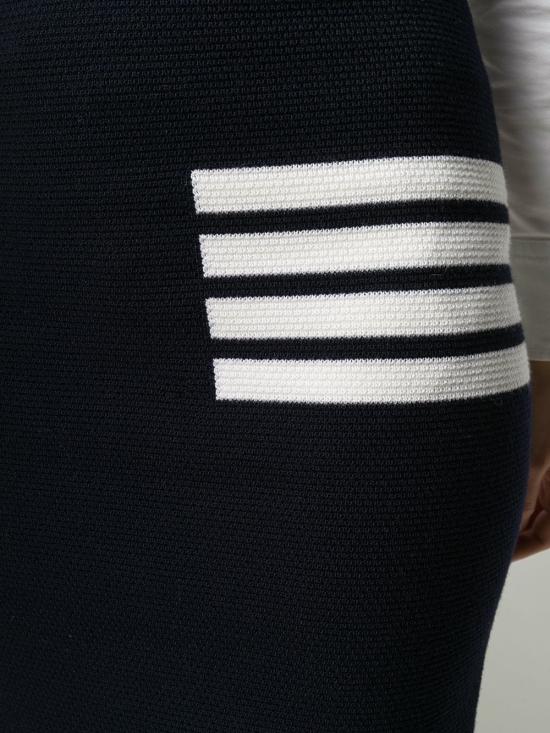  톰브라운 미디 스커트 FKK061A00014415 NAVY DOM - THOM BROWNE