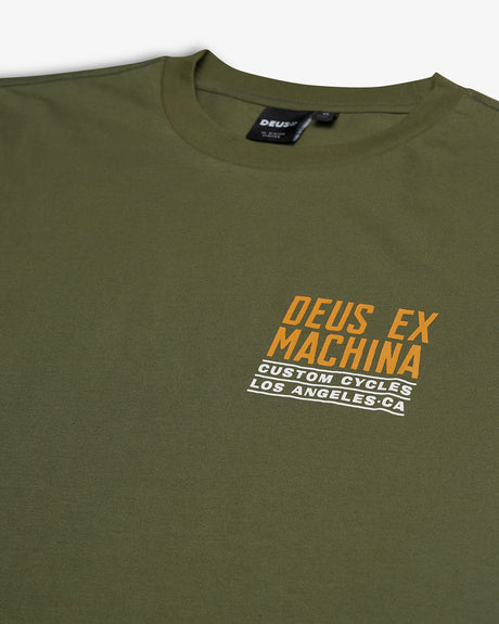  데우스 반팔 티셔츠 DMS231194C LNG LODEN GREEN DOM - DEUS