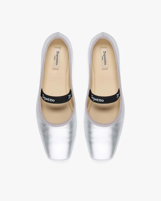 26SS 레페토 플랫 슈즈 V4200VEMD020 DOM - REPETTO