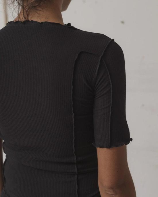 26SS 베이스레인지 반팔 티셔츠 TTO3RB000 BLACK DOM - BASERANGE