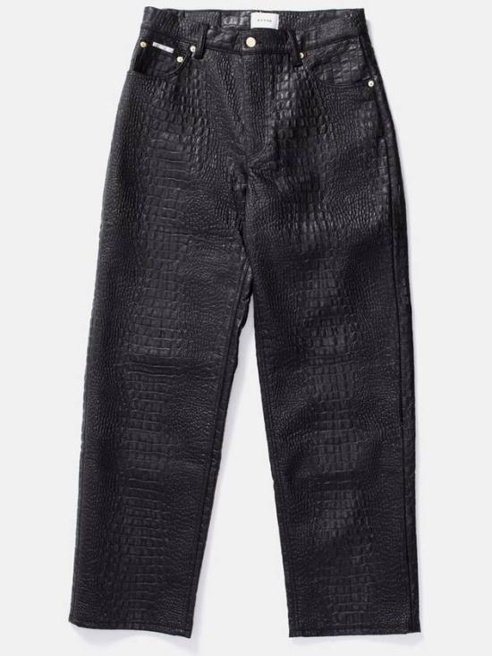  이티스 스트레이트 팬츠 A039037 BLACK DOM