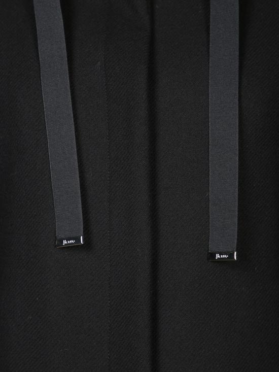 26FW 에르노 에코울 & 나일론 울트라라이트 A-셰이프 PI001966D 33344 9300 Black - HERNO