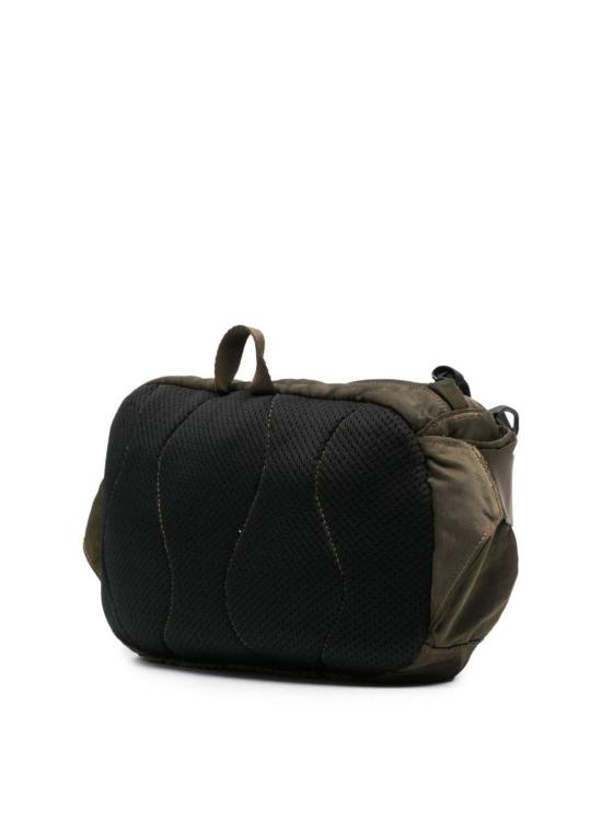  씨피 컴퍼니 더플백 16CMAC112A005269G683 IVY GREEN DOM - C.P. COMPANY