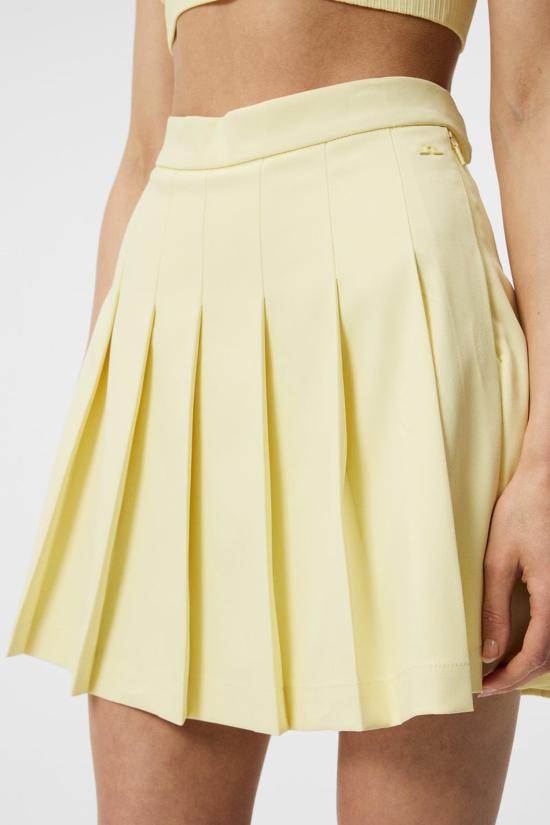  제이린드버그 숏 스커트 GWSD09294K056 WAX YELLOW DOM - J LINDEBERG