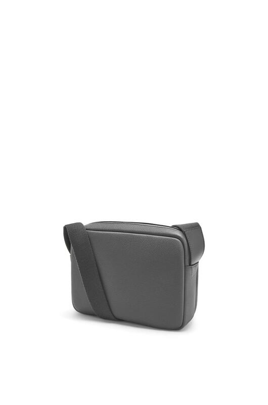 25FW 로에베 크로스백 B553A72X221110 ANTHRACITE DOM - LOEWE