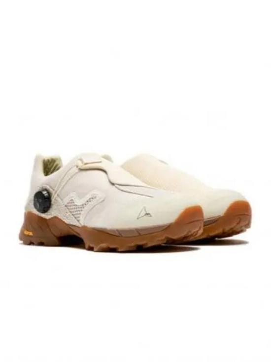  로아 스니커즈 NBUW113FA11MTY0001 SAND GUM DOM