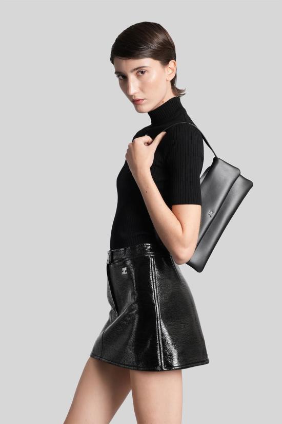 25FW 쿠레쥬 터틀넥 408097 PERMPU026FI0001 Black - COURREGES