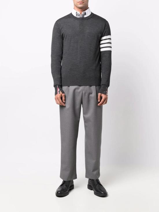 26SS 톰브라운 사선완장 메리노 울 니트 MKA002A Y1014 022 DGRAY DOM - THOM BROWNE