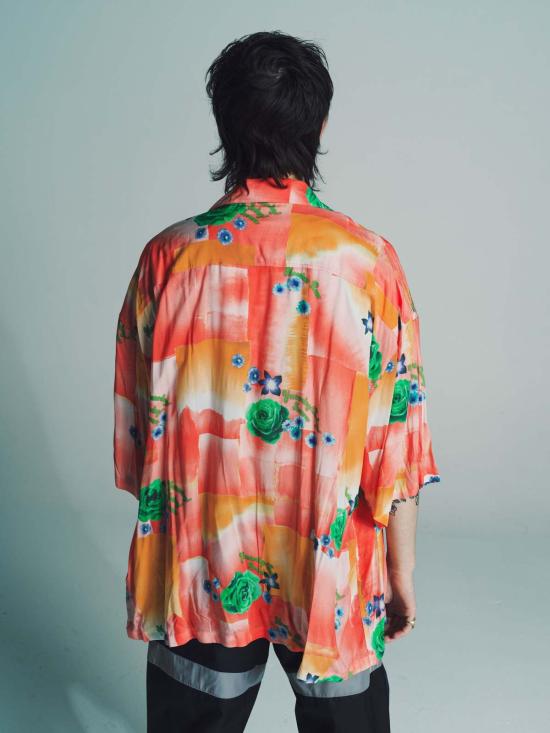  마틴로즈 반팔 셔츠 마틴 로즈 오늘의 박스형 하와이안  산호색 플로럴 - MARTINE ROSE