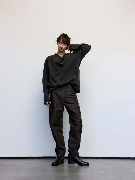  르메르 긴팔 티셔츠 드라이실크 라이트 바레즈 다크 에스프레소 - LEMAIRE