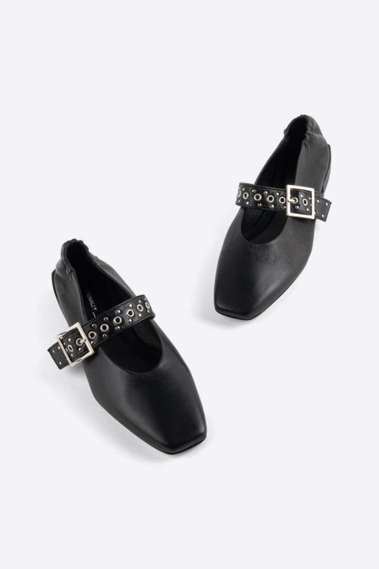  인텐셔널리 블랭크 힐/펌프스 "의도적으로." 포럼 메리 제인 크림/블랙