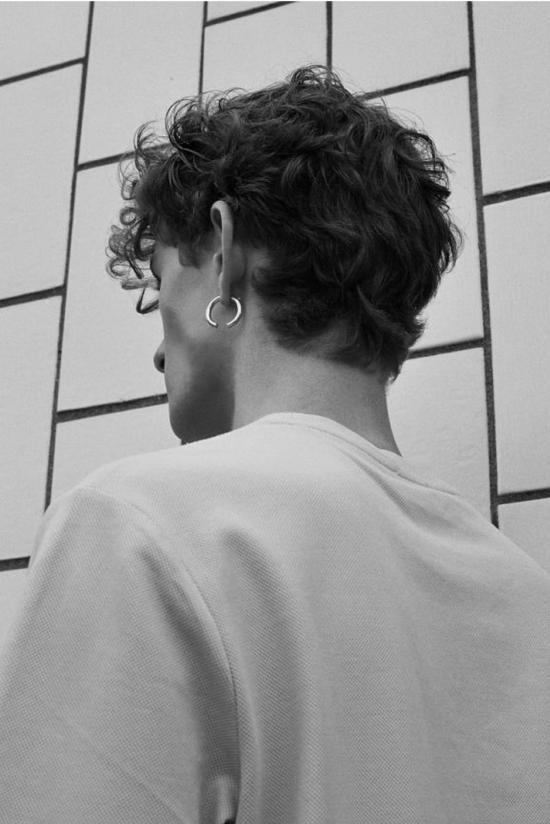  마리아 블랙 싱글 이어링 브로큰 25  골드