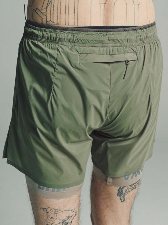  새티스파이 숏팬츠 Satisfy Running Vetiver Tech Silk 8인치 반바지 그린 - SATISFY